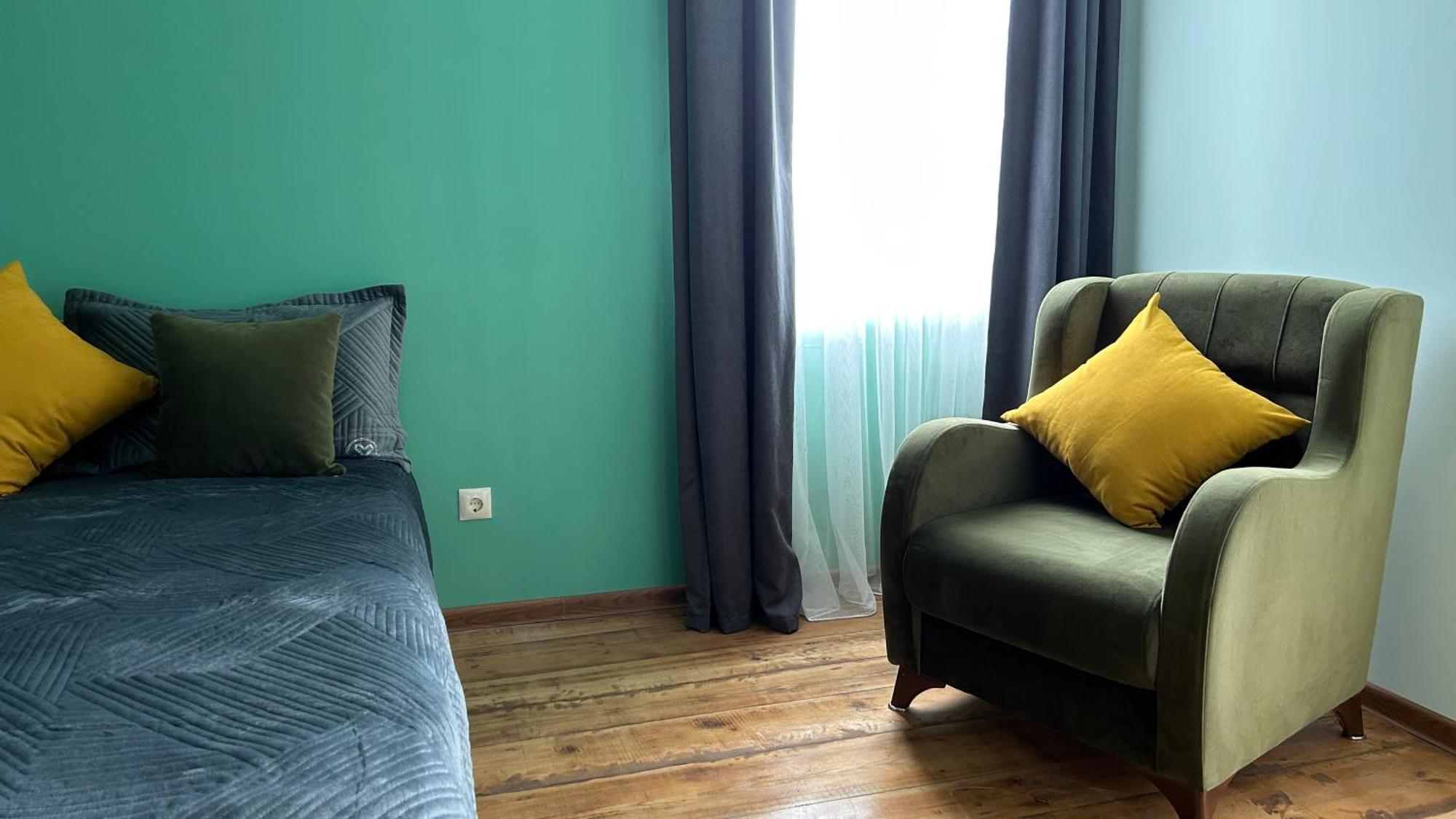 Green Bunny Guesthouse マートヴィリ エクステリア 写真
